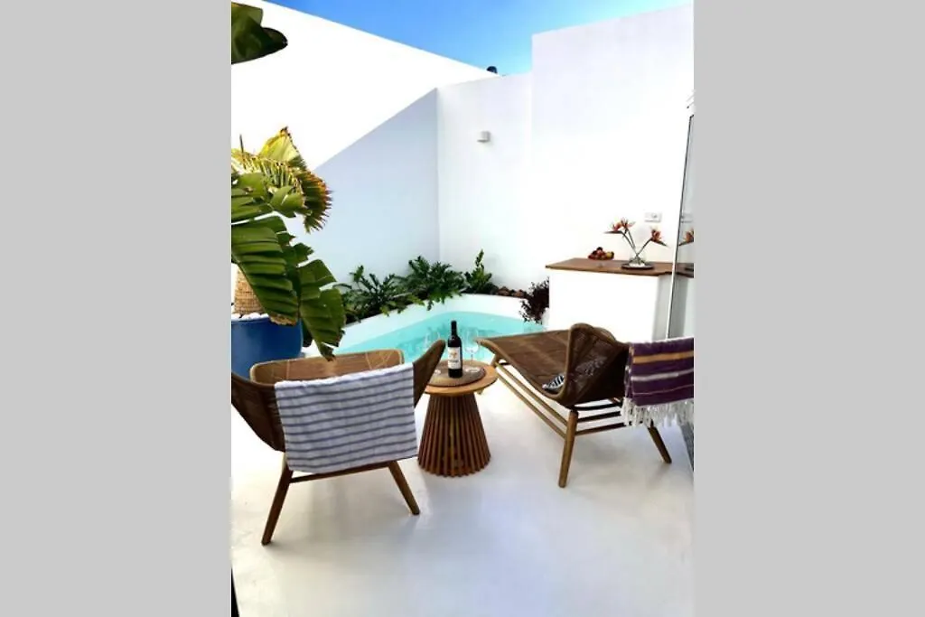 Villa Unique, Stylish & Calm El Estanque By The Sea, Adults Only à Costa Teguise 0*,