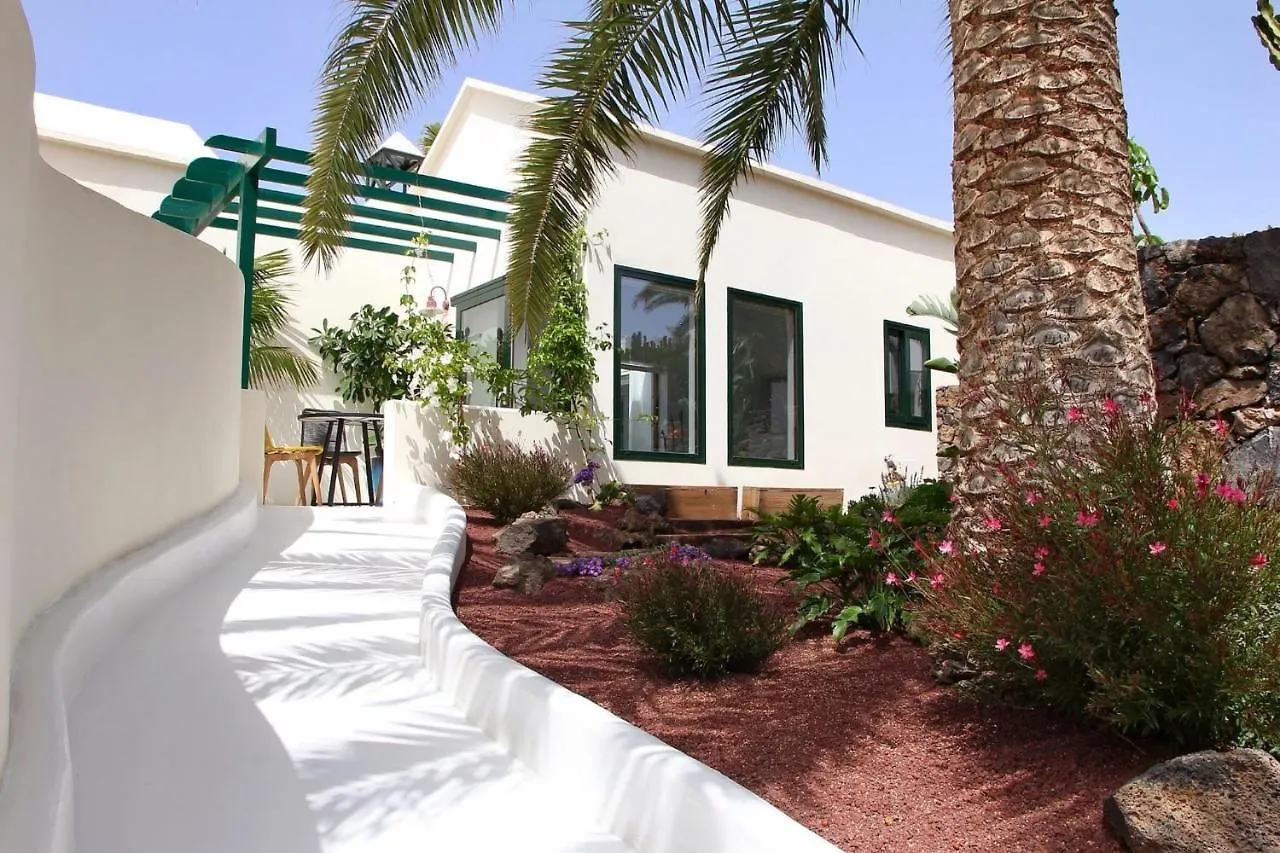 Unique, Stylish & Calm El Estanque By The Sea, Adults Only Βίλα Costa Teguise